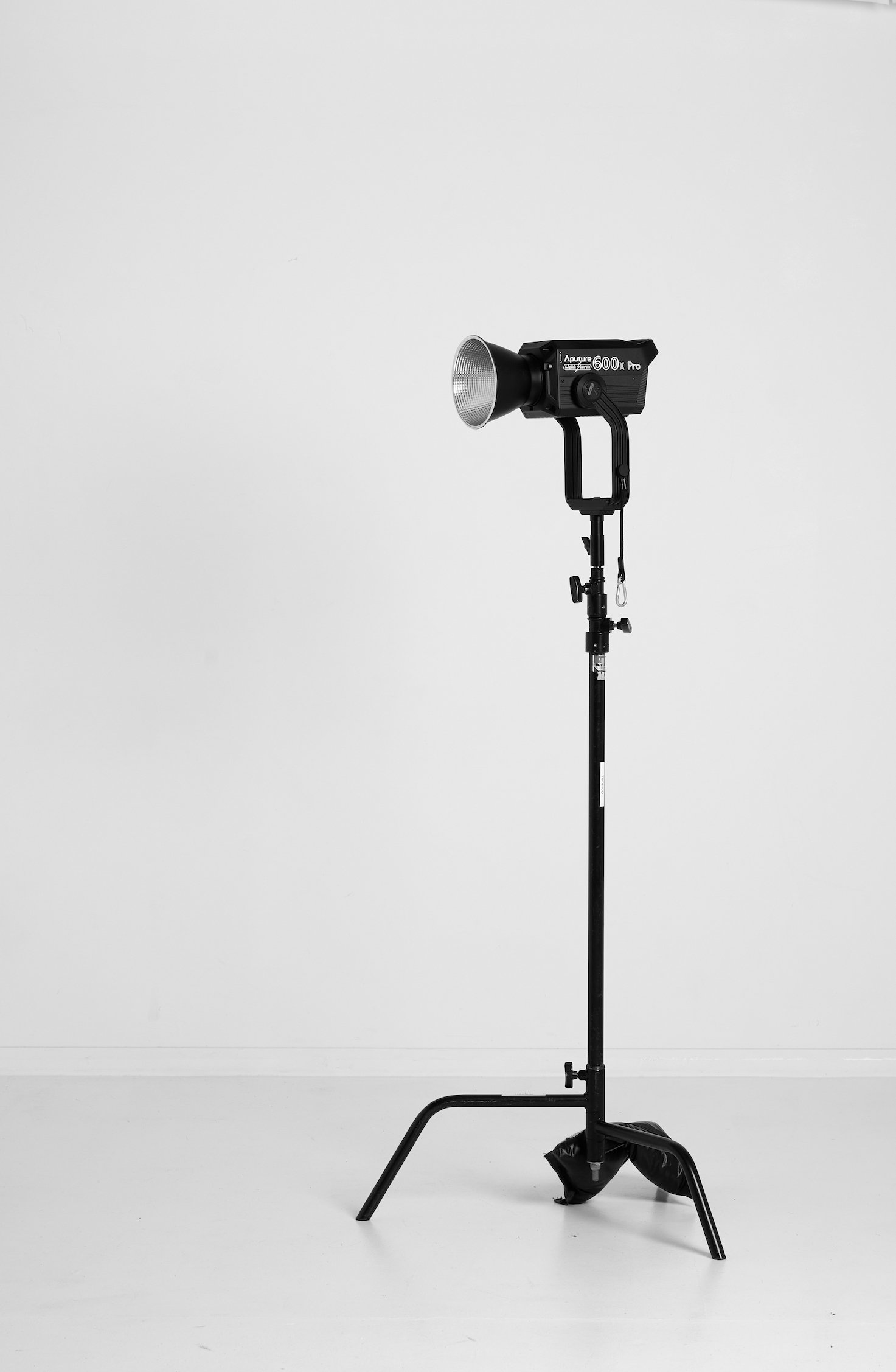 4 Ways to Use the Aputure LS Pro 600X — Studio Tropico